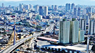 Vista da cidade de Guarulhos (SP).JPG