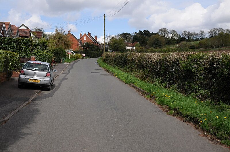 File:Lickey Rock - geograph.org.uk - 5758989.jpg