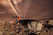 A climber doing the hand jamming technique