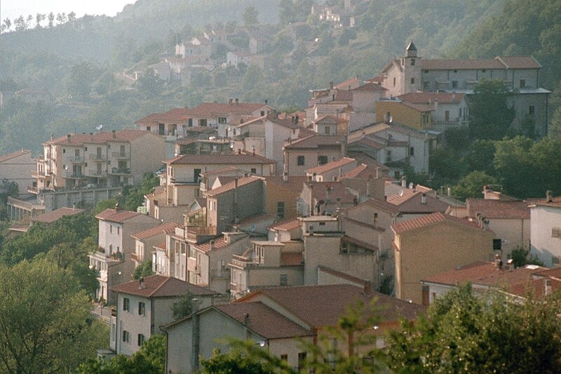 File:San Biagio Saracinesco aout2003.JPG