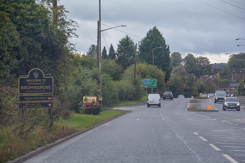 File:Hagley , Hagley Road A491 - geograph.org.uk - 6292389.jpg