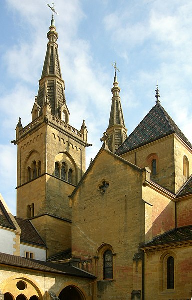 File:Neuchatelcollegiale.jpg