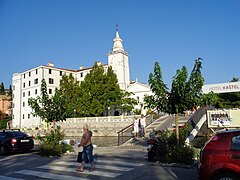 Kloster (i dag Kaštel Hotel) og Den hellige jomfru Marias himmelfartskirke