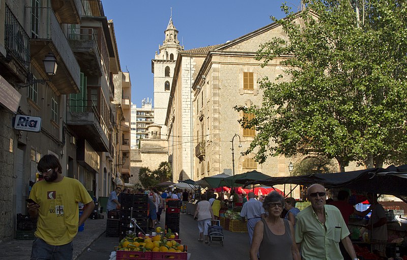 File:Inca, Mallorca, Illes Balears, Spain - panoramio.jpg