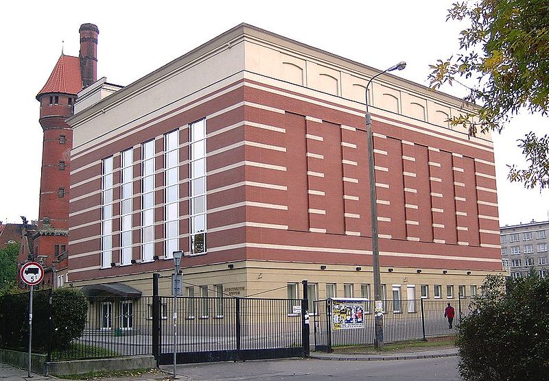 File:Brosen AuditoriumNovum GdanskUinivTech.jpg