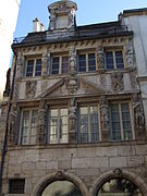 Dijon - Maison des Cariatides 3.JPG