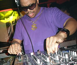 Felix de Housecat aan het optreden in 2007