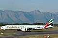 Emirates Airlines Boeing 777-300ER à l'atterrissage en juin 2011