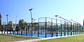 Le court de paddle-tennis.