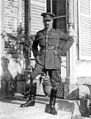 General Rawlinson in front of Querrieu castle, 1916