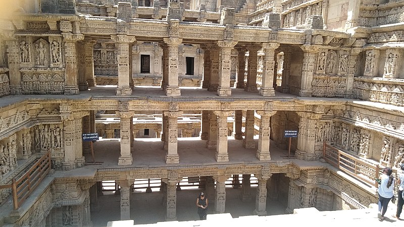 File:RANI Ki Vav Patan.jpg