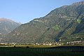 View from S to the sunny hillside above. Sonnenberg mit Unterstell an der Basis der Kirchbachspitze