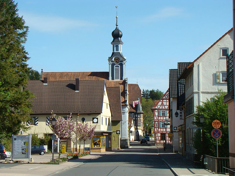 File:Adelsheim-hauptstr2012b.jpg