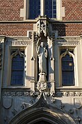 Statue of Portia, Martha Cook Building, University of Michigan, Ann Arbor.JPG