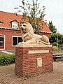 Het oorlogsmonument Doezum uit 1954.