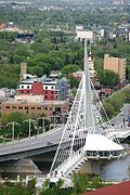 Esplanade Riel und Provencher-Brücke