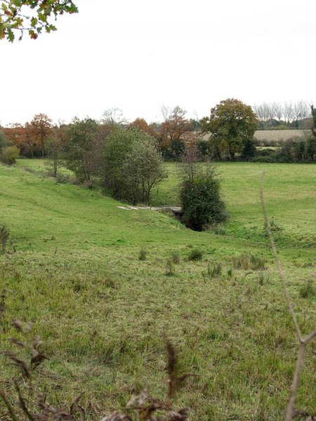 File:Farm bridge over stream - geograph.org.uk - 1042952.jpg