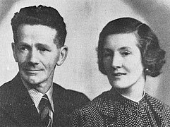 Jock and Agnes Smith, 1935.jpg