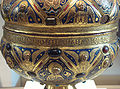 Pseudo-Kufic band in Limoges enamel ciborium, c. 1200. Louvre Museum[9]