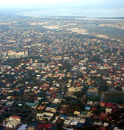 Tanawin ng Parañaque mula sa himpapawid.