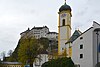 Sankt Veitkirche mit Festung Kufstein.jpg