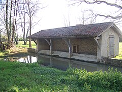 Lavoir ancien.