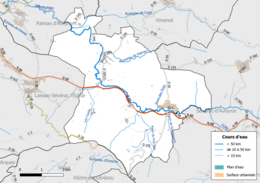 Carte en couleur présentant le réseau hydrographique de la commune