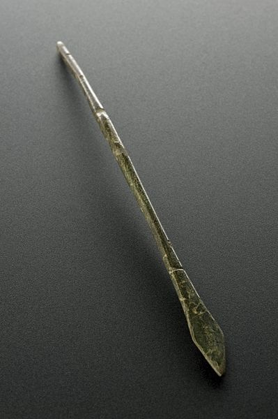 File:Bronze lancet, found at Ephesus Wellcome L0057115.jpg