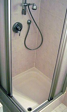 Dusche-cut-w025-h025.jpg