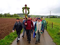 Wallfahrer aus Kaarst-Büttgen auf dem Weg durch die Eifel nach Trier