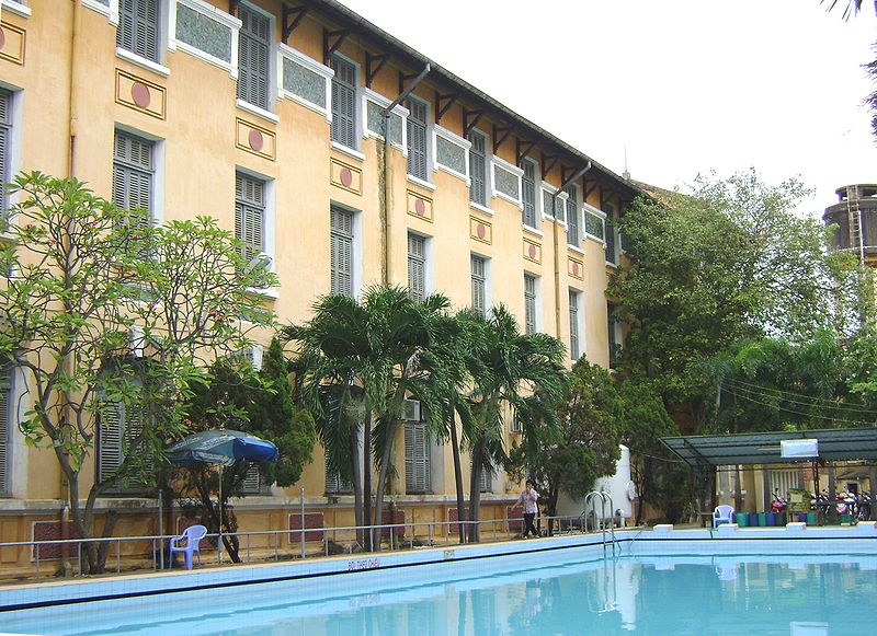 File:Minh Khai's Swimming Pool.JPG