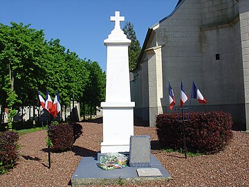 Le monument aux morts.