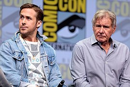 Ryan Gosling & Harrison Ford (35397171823).jpg