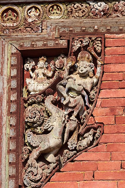 File:Wooden Door Frame, Main Temple (5243833105).jpg