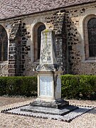 Monument aux morts de Blévy.