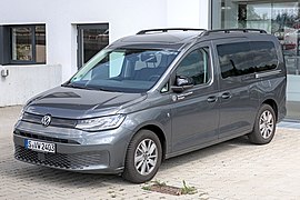 Volkswagen Caddy V Maxi - left front view