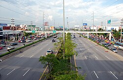 ถนนพระรามที่ 2 ถ่ายจากหน้าเซ็นทรัลพระรามที่ 2 มองไปทิศตะวันออก