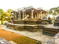 Hoysaleshwara temple, Halebidu 263.jpg