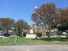 River Road at the Head of Causeway Blvd, Jeff Parish Am Legion Building, Sept 2023.jpg