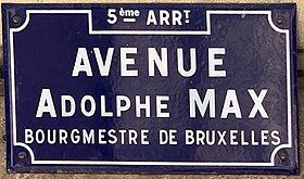 Voir la plaque.