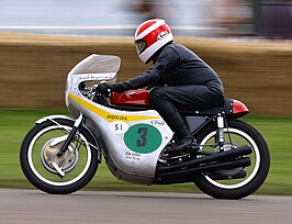 Ralph Bryans tijdens een demonstratierace in 2008 met een 250cc-Honda