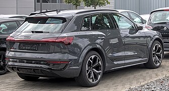 Audi SQ8 e-tron - right rear view