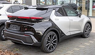 Toyota C-HR hybrid II - right rear view