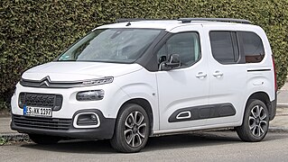 Citroën Berlingo III - left front view