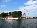 Freester Fischerfest - Blick vom Hafen auf das Riesenrad, August 2011