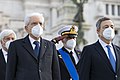 Sergio Mattarella e Mario Draghi no Altare della Patria logo do xuramento para renovar como Presidente. (3-2-2022)