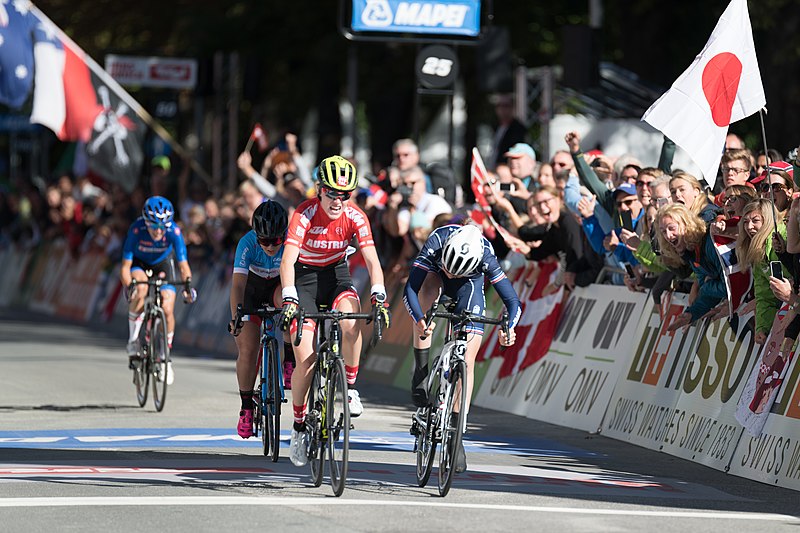 File:20180927 UCI Road World Championships Innsbruck Women Juniors Road Race Laura Stigger 850 0227.jpg