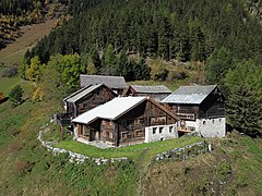 Ensemble Ögg Höfe im Kaunertal ohne Kreuz.jpg