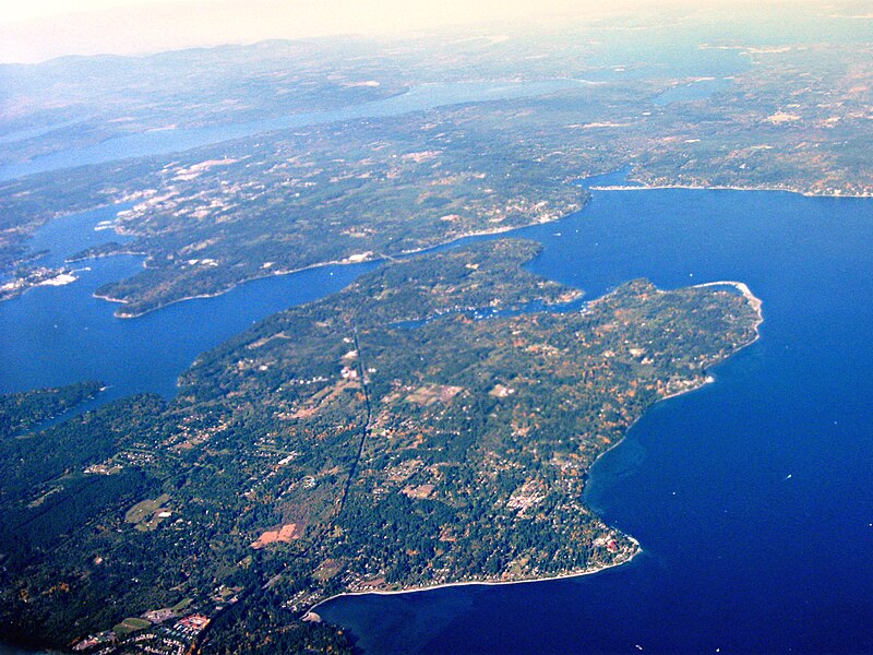 File:Aerial view of Bainbridge Island and Agate Passage in Olympic Peninsula.jpg