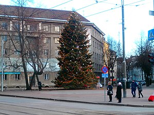 Площадь Компасси в декабре 2016 года